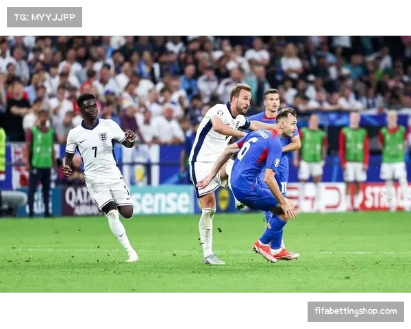 新生代球员贝林厄姆与穆西亚拉欧冠舞台展现潜力